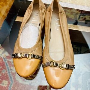 AGL Tan and Brown Women's Flats MADE IN Italy 🇮🇹 size 41 1/2